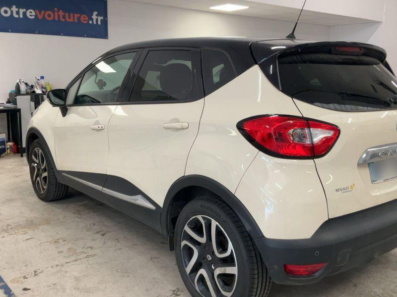 Renault Captur 1.5 dCi Energy Intens — zdjęcie 3