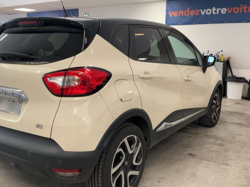 Renault Captur 1.5 dCi Energy Intens — zdjęcie 6