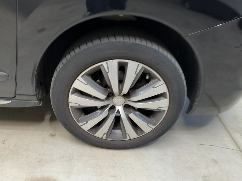 Peugeot 3008 1.6 Blue-HDi Allure 2015 – снимка 11