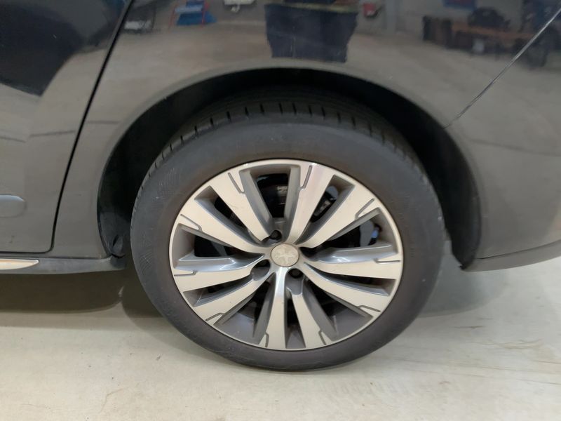 Peugeot 3008 1.6 Blue-HDi Allure 2015 – снимка 5