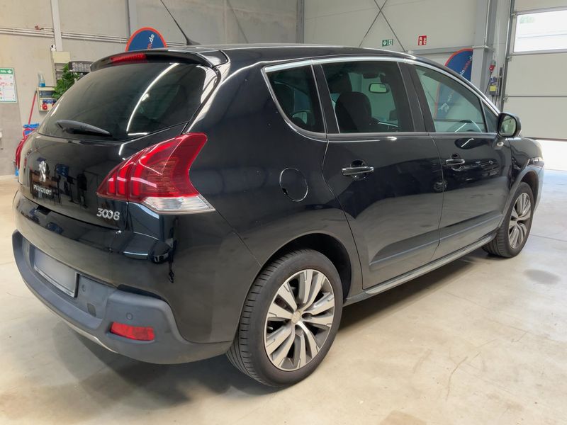 Peugeot 3008 1.6 Blue-HDi Allure 2015 – снимка 8
