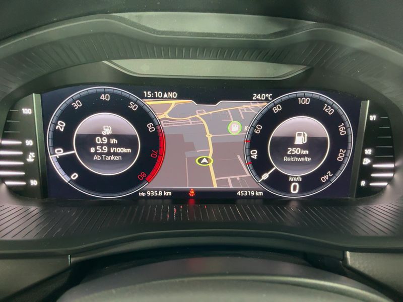 Skoda Scala 1.0 TSI Clever — zdjęcie 13