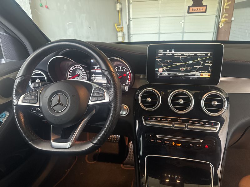 Mercedes-Benz GLC-Klasse GLC 43 AMG 4Matic — zdjęcie 11