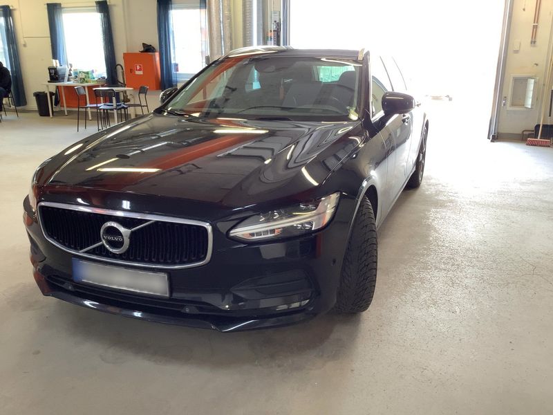 Volvo V90