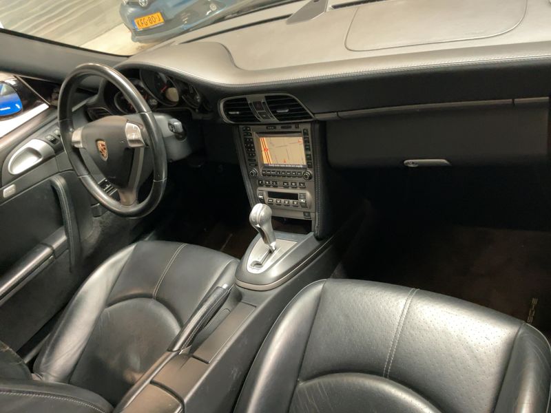 Porsche 911 997 Carrera 4 — zdjęcie 12