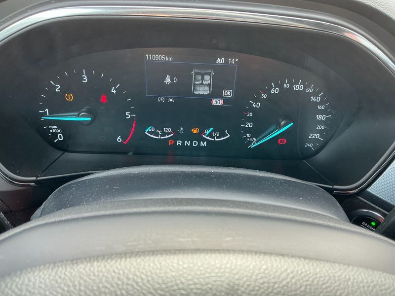 Ford Focus 1.5 TDCi EcoBlue Active — zdjęcie 13