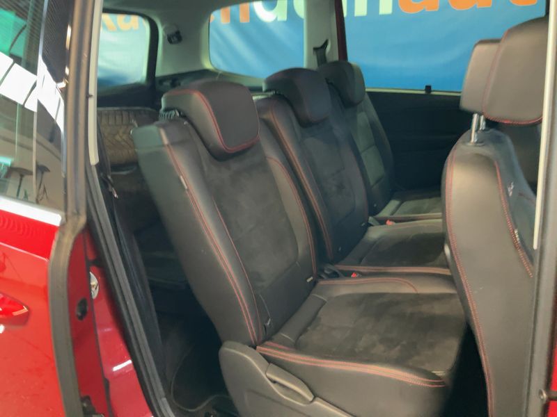 Seat Alhambra 2.0 TDI FR-Line Allrad — zdjęcie 14