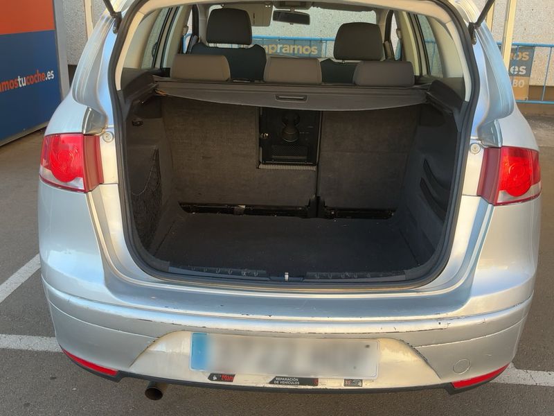 Seat Altea 1.6 TDI Reference Ecomotive — zdjęcie 10