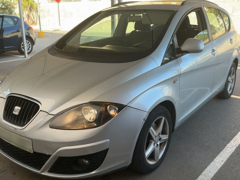 Seat Altea 1.6 TDI Reference Ecomotive — zdjęcie 2