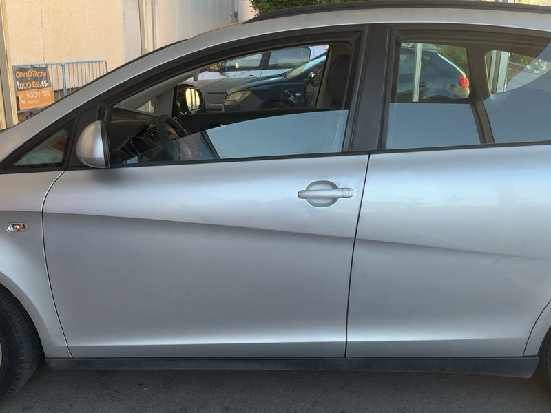 Seat Altea 1.6 TDI Reference Ecomotive — zdjęcie 4