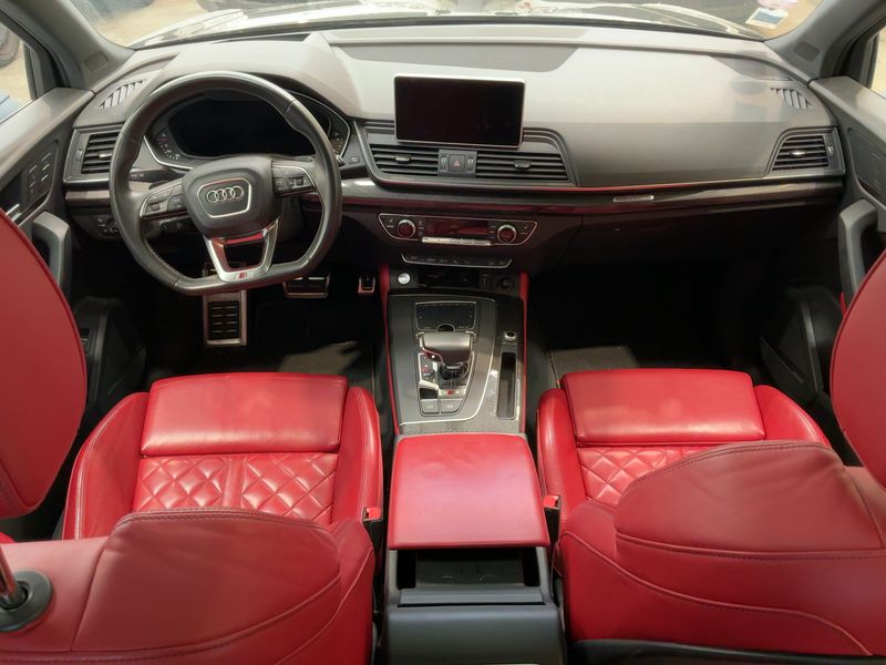 Audi SQ5 3.0 V6 TFSI quattro — zdjęcie 12