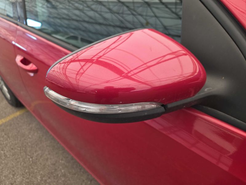 Volkswagen Golf VI 1.6 TDI Confortline 2009 – снимка 26