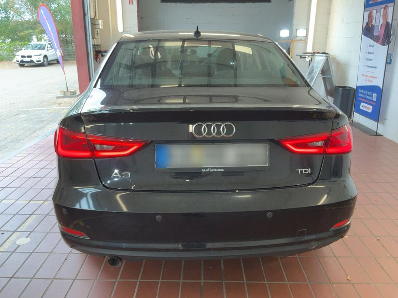 Audi A3 Limousine 1.6 TDI Attraction — zdjęcie 5