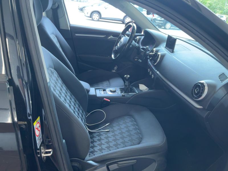 Audi A3 Limousine 1.6 TDI Attraction — zdjęcie 11
