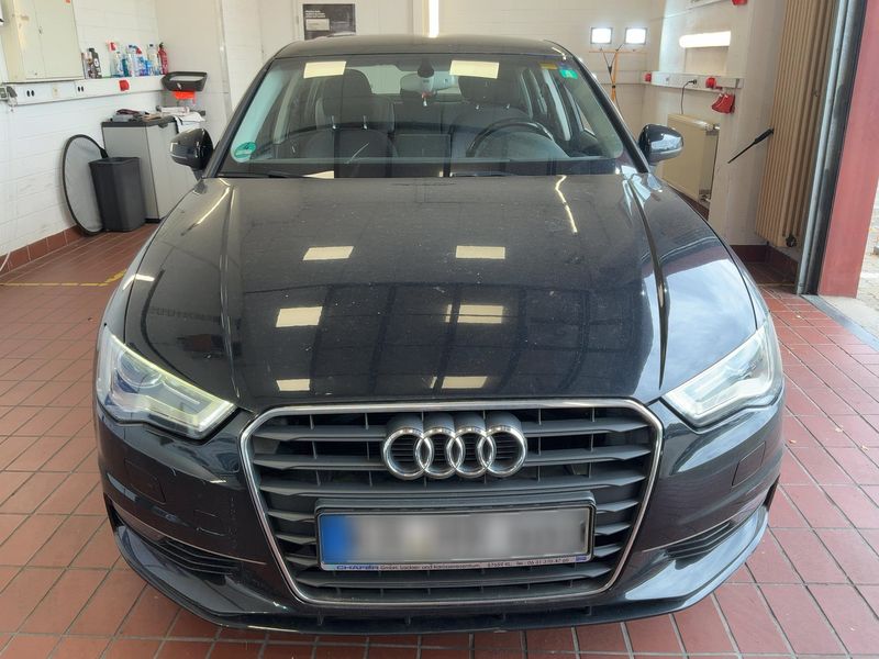 Audi A3 Limousine 1.6 TDI Attraction — zdjęcie 9