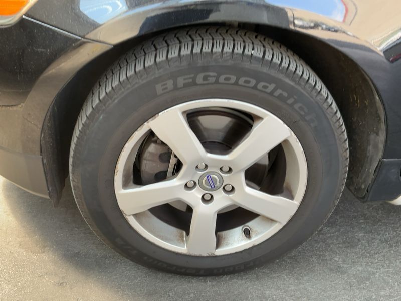 Volvo XC60 2.4 D4 R-Design AWD 2010 – снимка 3
