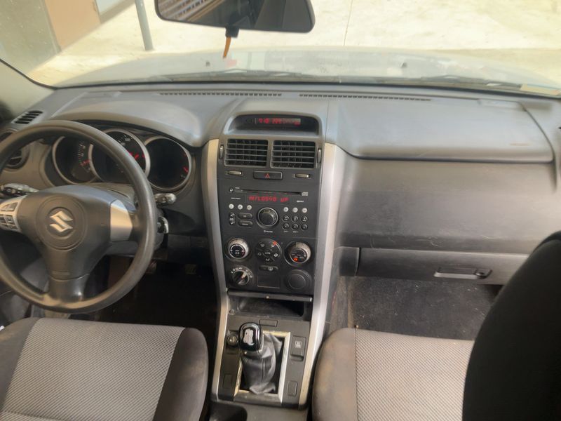 Suzuki Grand Vitara 1.9 DDiS JX 2006 – снимка 17