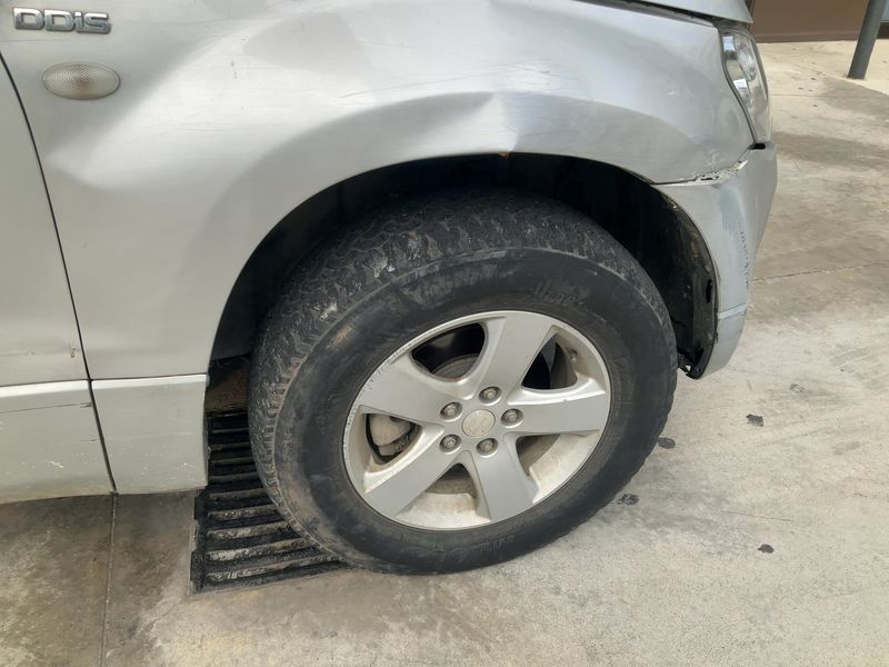 Suzuki Grand Vitara 1.9 DDiS JX 2006 – снимка 11