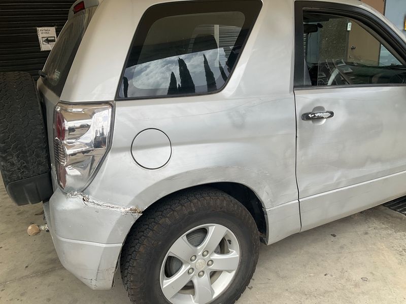 Suzuki Grand Vitara 1.9 DDiS JX 2006 – снимка 24