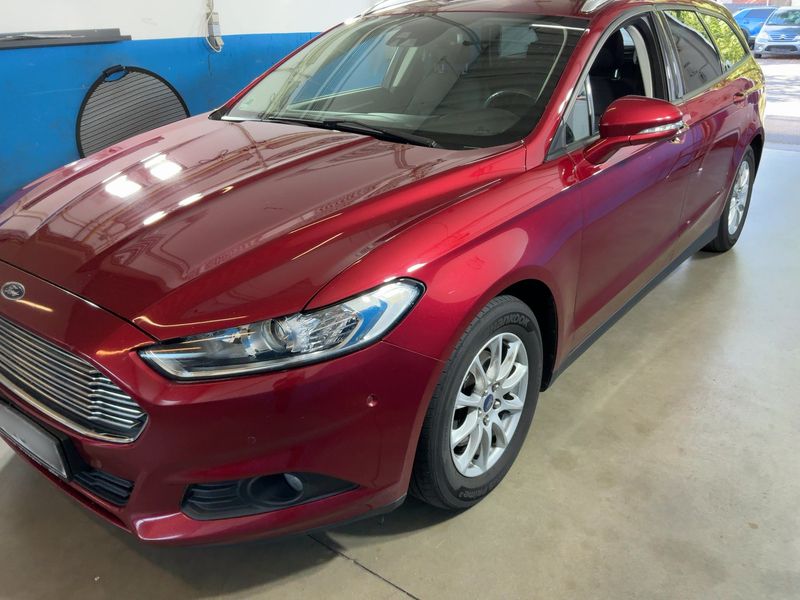 Ford Mondeo 1.5 EcoBoost Business Edition — zdjęcie 2