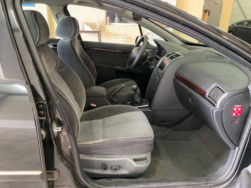 Peugeot 407 2.0 HDi Premium Pack — zdjęcie 3
