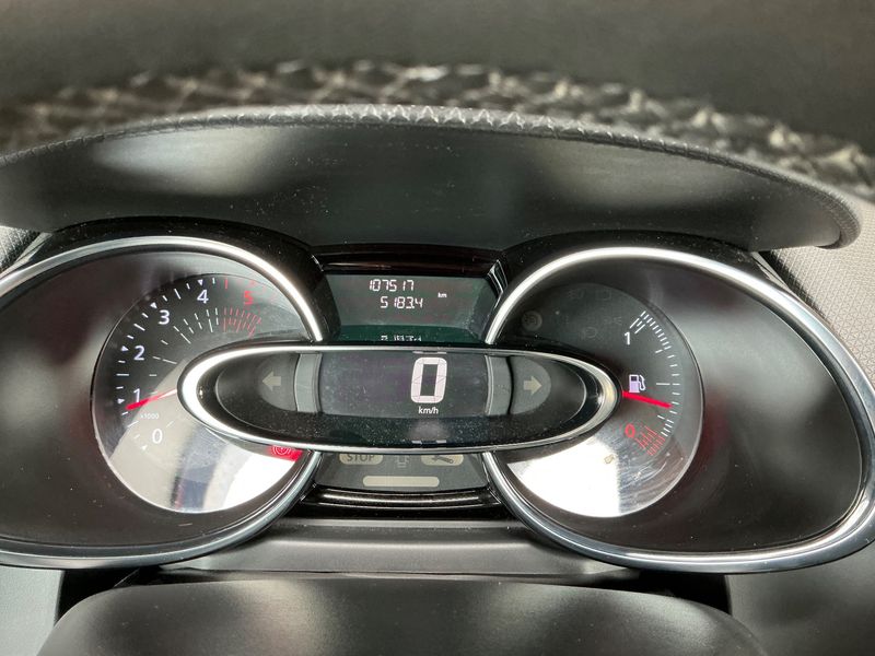 Renault Clio 1.5 dCi Energy Zen 2017 – снимка 18