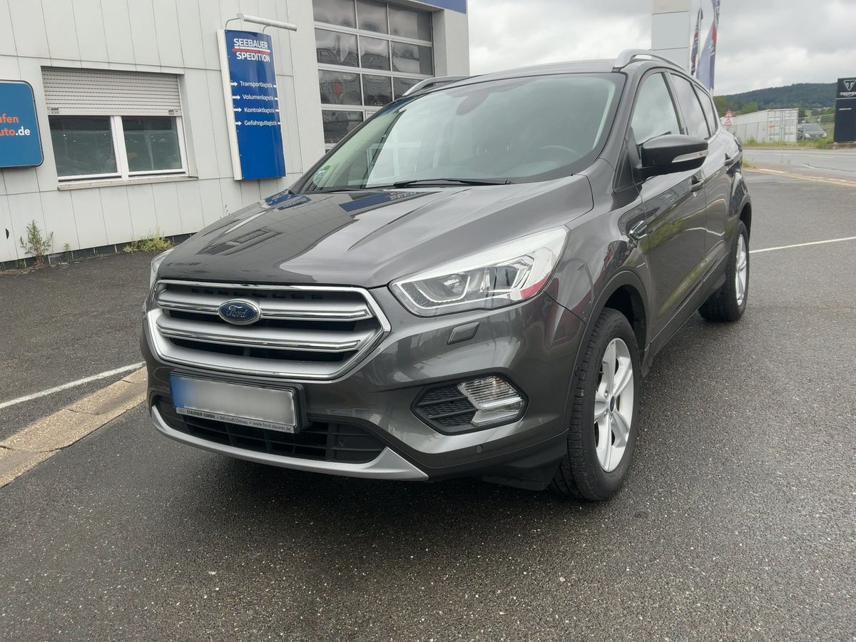 Ford Kuga 2018 — photo 1