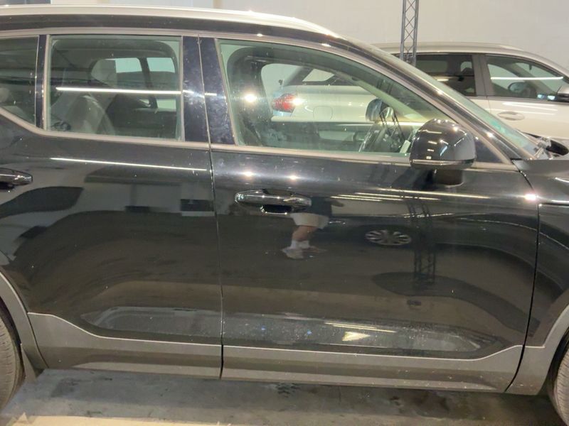 Volvo XC40 1.5 T2 Momentum Pro 2WD — zdjęcie 7