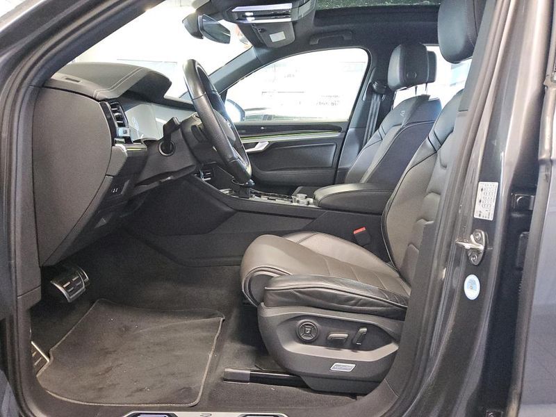Volkswagen Touareg 3.0 V6 TDI R-Line 4Motion — zdjęcie 10