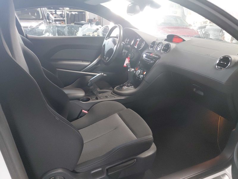 Peugeot RCZ 1.6 THP Basis — zdjęcie 9