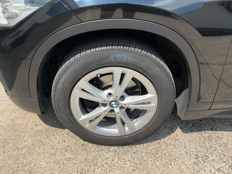 BMW X1 sDrive 18i Advantage 2019 – снимка 3