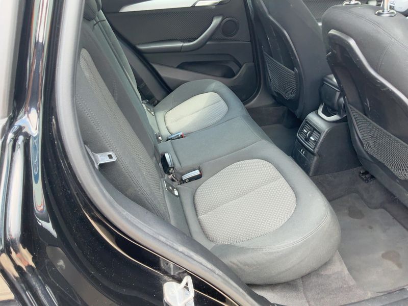 BMW X1 sDrive 18i Advantage 2019 – снимка 19