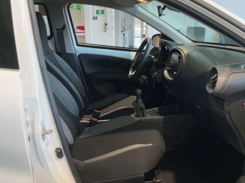 Toyota Aygo X 1.0 — zdjęcie 11