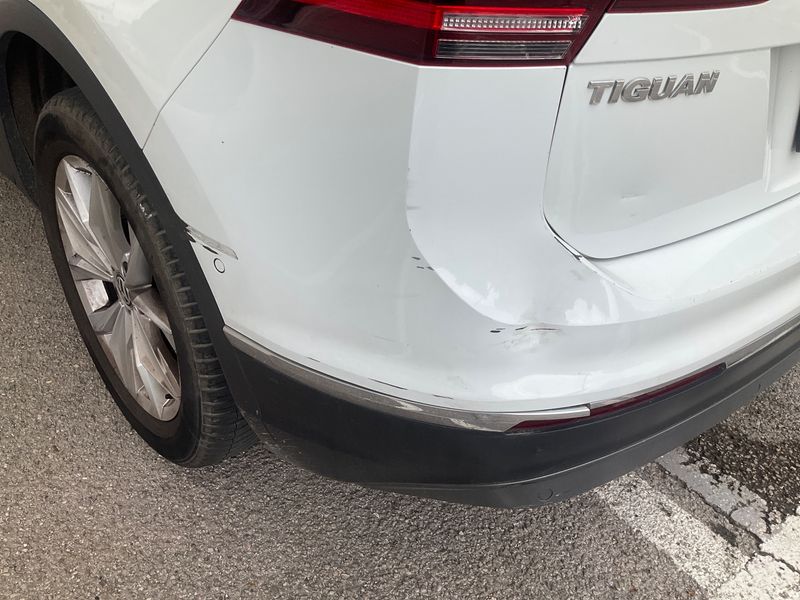 Volkswagen Tiguan 2.0 TSI Sport 4Motion BlueMotion Tech 2016 – снимка 32