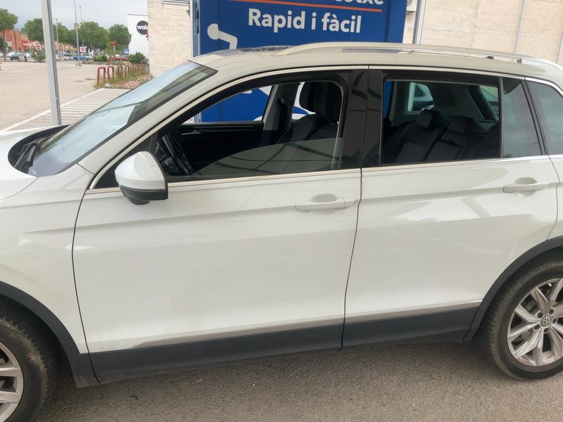 Volkswagen Tiguan 2.0 TSI Sport 4Motion BlueMotion Tech 2016 – снимка 4