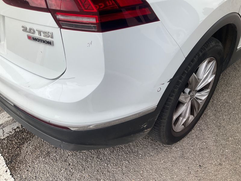 Volkswagen Tiguan 2.0 TSI Sport 4Motion BlueMotion Tech 2016 – снимка 31