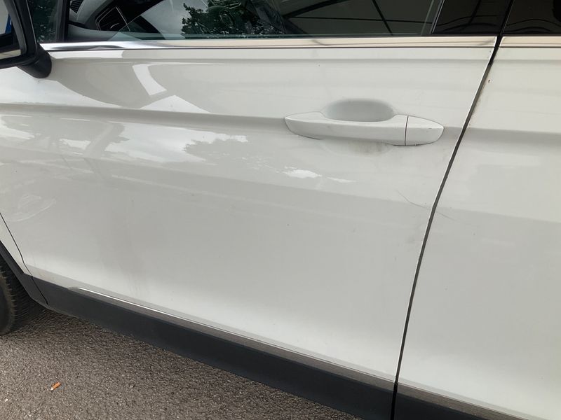 Volkswagen Tiguan 2.0 TSI Sport 4Motion BlueMotion Tech 2016 – снимка 25