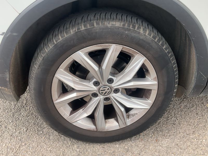 Volkswagen Tiguan 2.0 TSI Sport 4Motion BlueMotion Tech 2016 – снимка 9