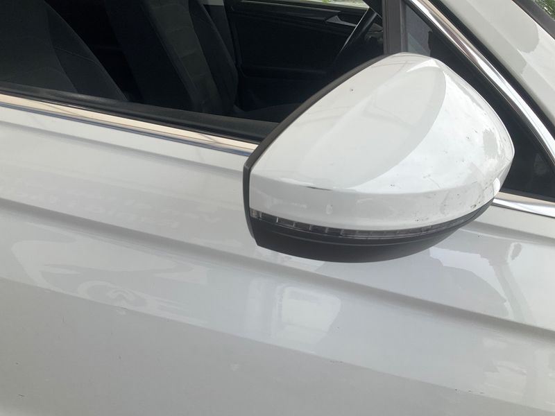 Volkswagen Tiguan 2.0 TSI Sport 4Motion BlueMotion Tech 2016 – снимка 23