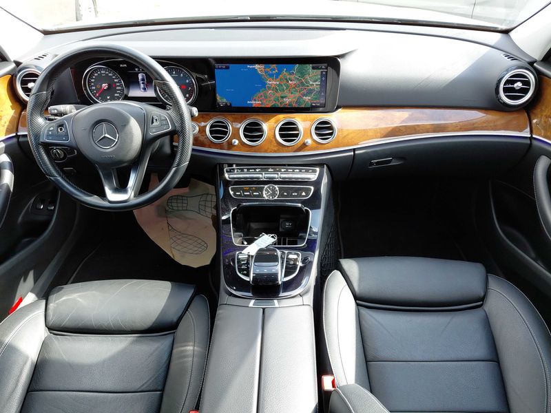 Mercedes-Benz E-Klasse E 200 Avantgarde — zdjęcie 11