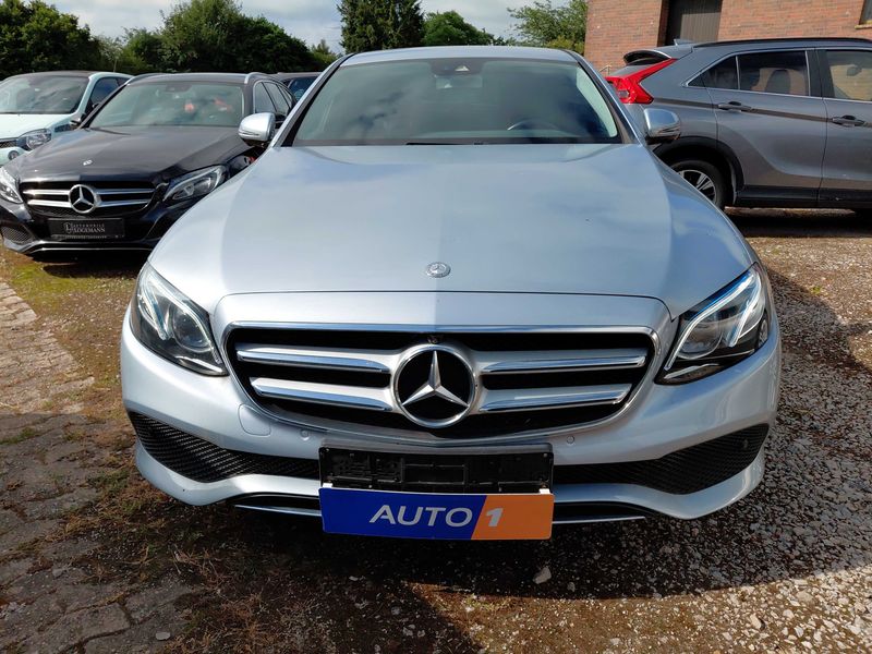 Mercedes-Benz E-Klasse E 200 Avantgarde — zdjęcie 7