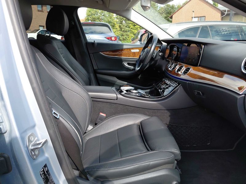 Mercedes-Benz E-Klasse E 200 Avantgarde — zdjęcie 10