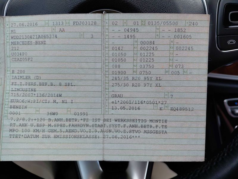 Mercedes-Benz E-Klasse E 200 Avantgarde — zdjęcie 15
