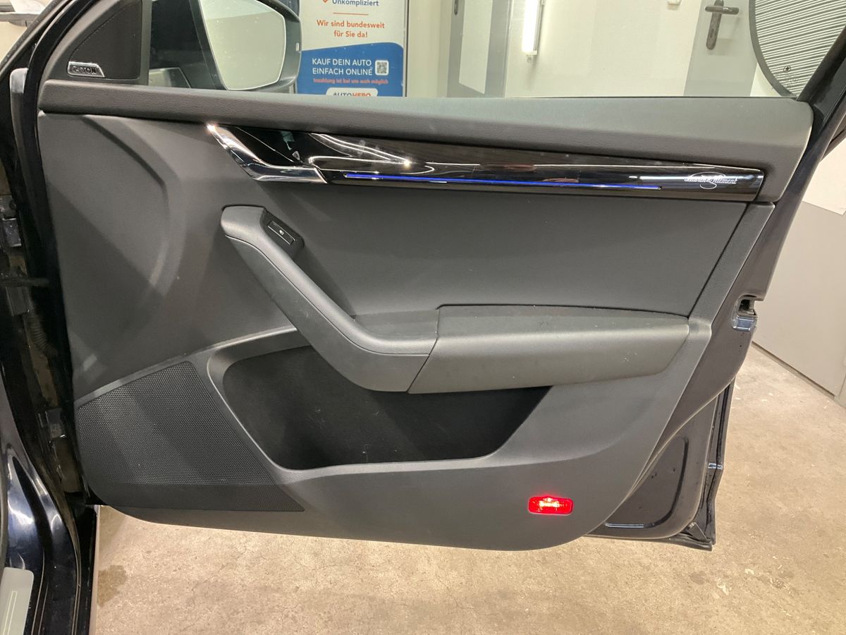 Skoda Octavia 2019 — photo 32