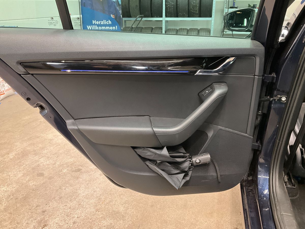 Skoda Octavia 2019 — photo 33