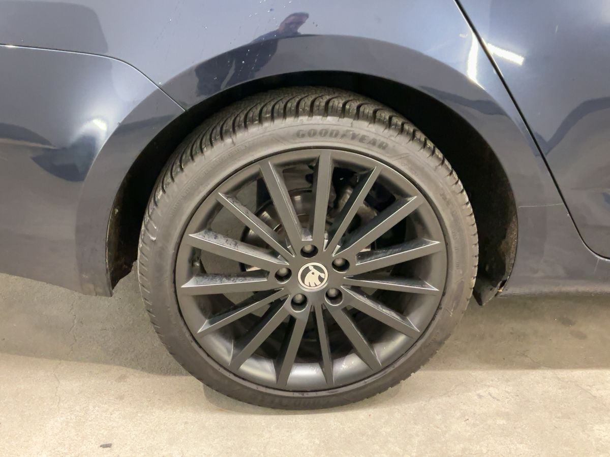 Skoda Octavia 2019 — photo 10