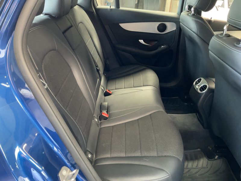 Mercedes-Benz GLC-Klasse GLC 220 d 4Matic — zdjęcie 14