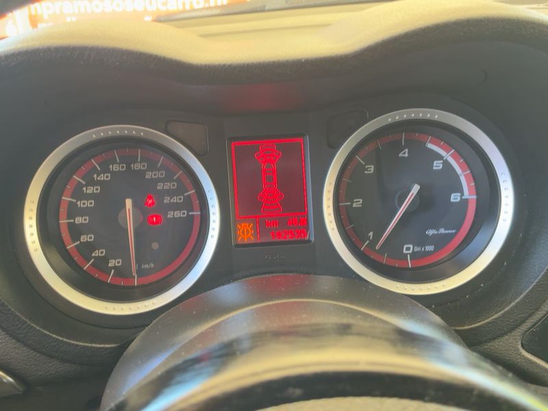 Alfa Romeo Alfa 159 2.0 JTDM Eco Turismo — zdjęcie 13