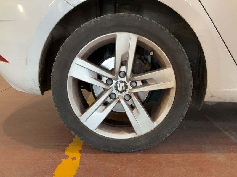 Seat Leon 1.6 TDI FR 2019 – снимка 9