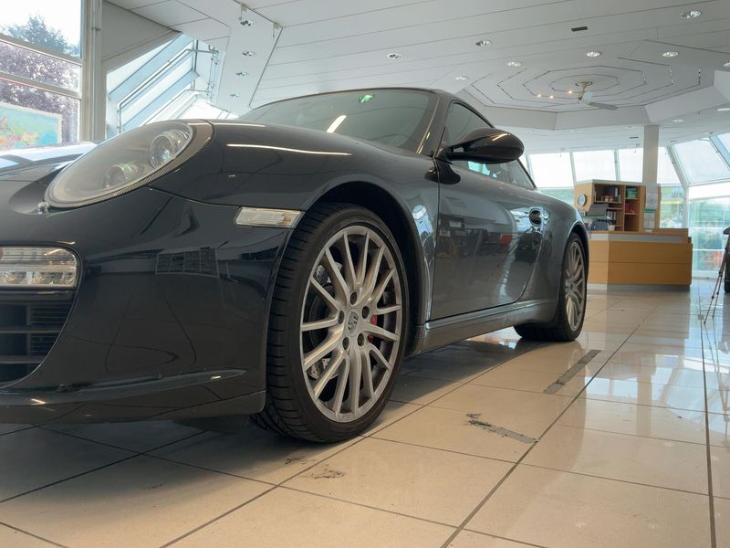 Porsche 911 997 Carrera S — zdjęcie 2
